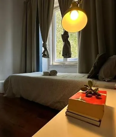 Double Center Of Lisbon. Apartment *